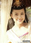 在扮演韩雪林中心公主的明星身上，这