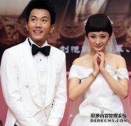 杨幂刘薇薇先生离婚后第一次出现在同