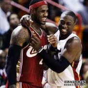 詹伟的友谊赛连续三个男孩！33 + 7对夫