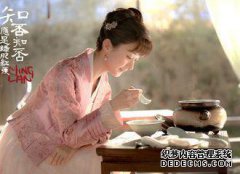 赵丽英用了几千块骨头，跑到青云芝然