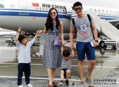 霍思燕的母亲和儿子被巧合地发现，五