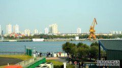 上海油罐艺术中心开幕日