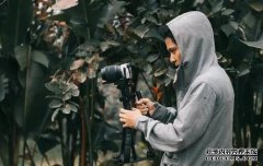 如果沿途有两对，每对有一个孩子，一