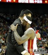 在NBA时，姚明想从上海逃脱，但在家累