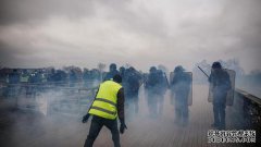 加拿大因碳税而拥有“黄色背心”